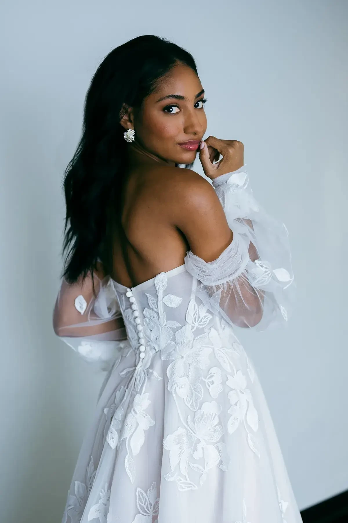 A Guide to Shopping Our Sample Sale Gowns: Designer Luxury for Less Image